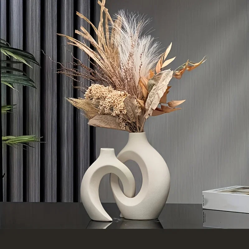 Minimal Hollow Vases